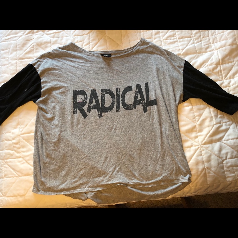Radical Quarter sleeved tee